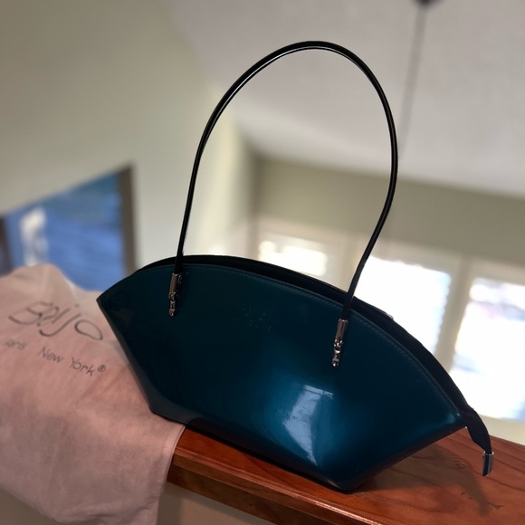 Beijo handbag virtually unused! - Picture 2 of 3